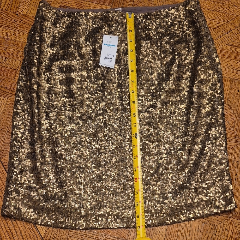 Banana Republic Gold Sequin Pencil Skirt - Picture 3 of 6